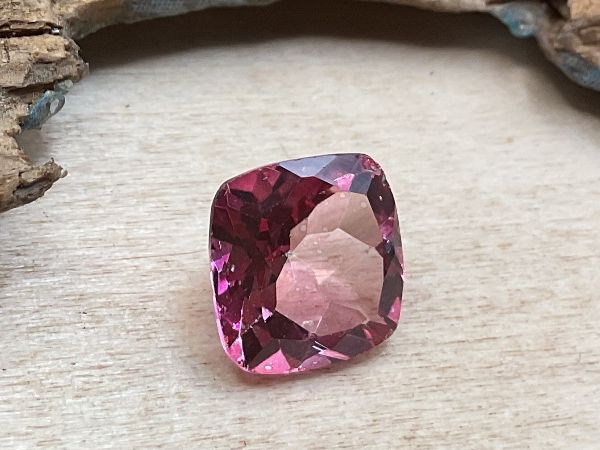 Edelsteine: Natürlicher rosa Mystictopas, 4.5ct – Neu (gemäss Beschreibung) aus luzern von Alpendorf1 4