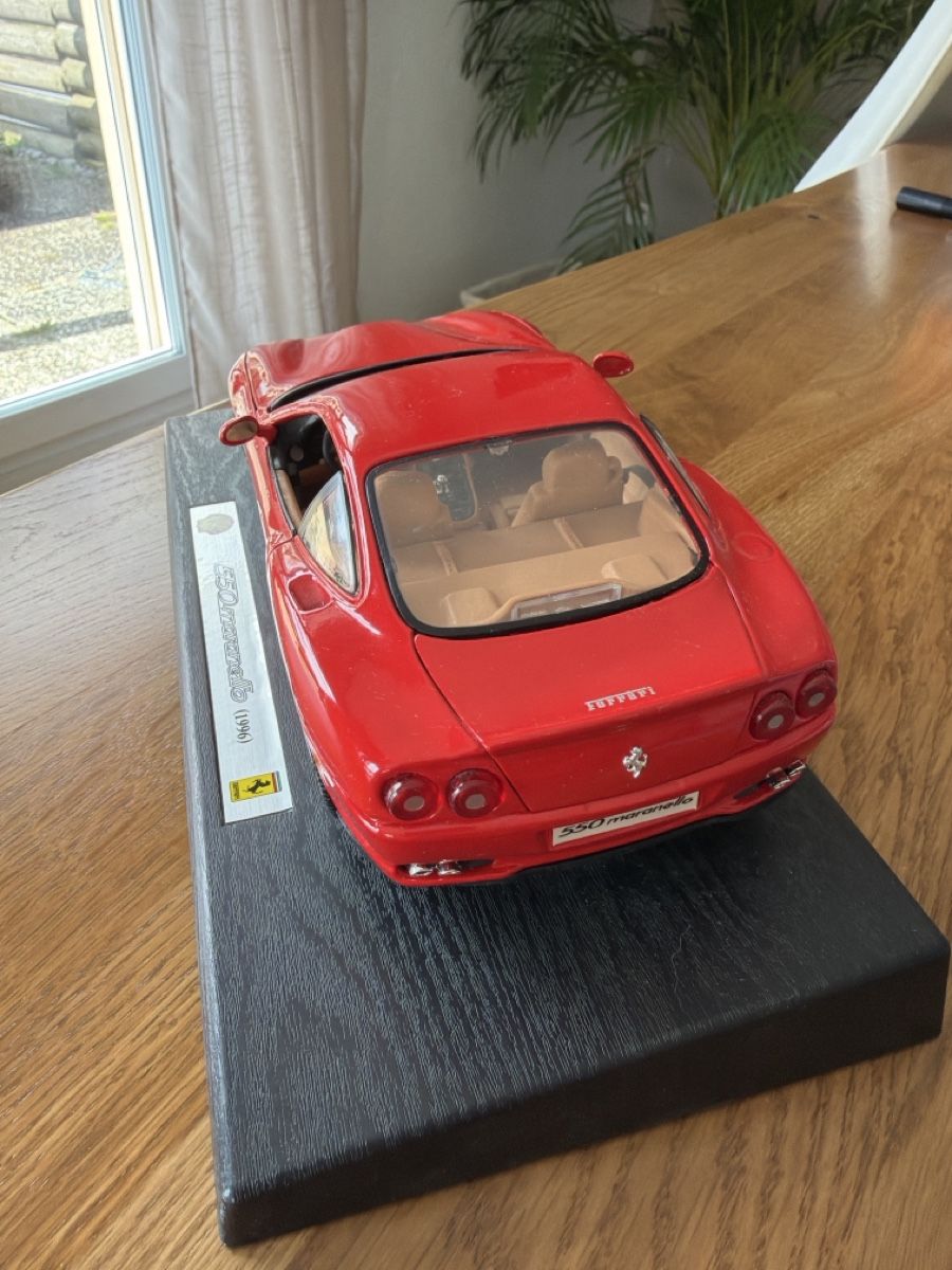 Ferrari Modellautos: Ferrari 550 Maranello (1996) Shell édition 1:18 - MAISTO – Neu (gemäss Beschreibung) aus La Chaux-de-Fonds von JeanLeHerisson 2