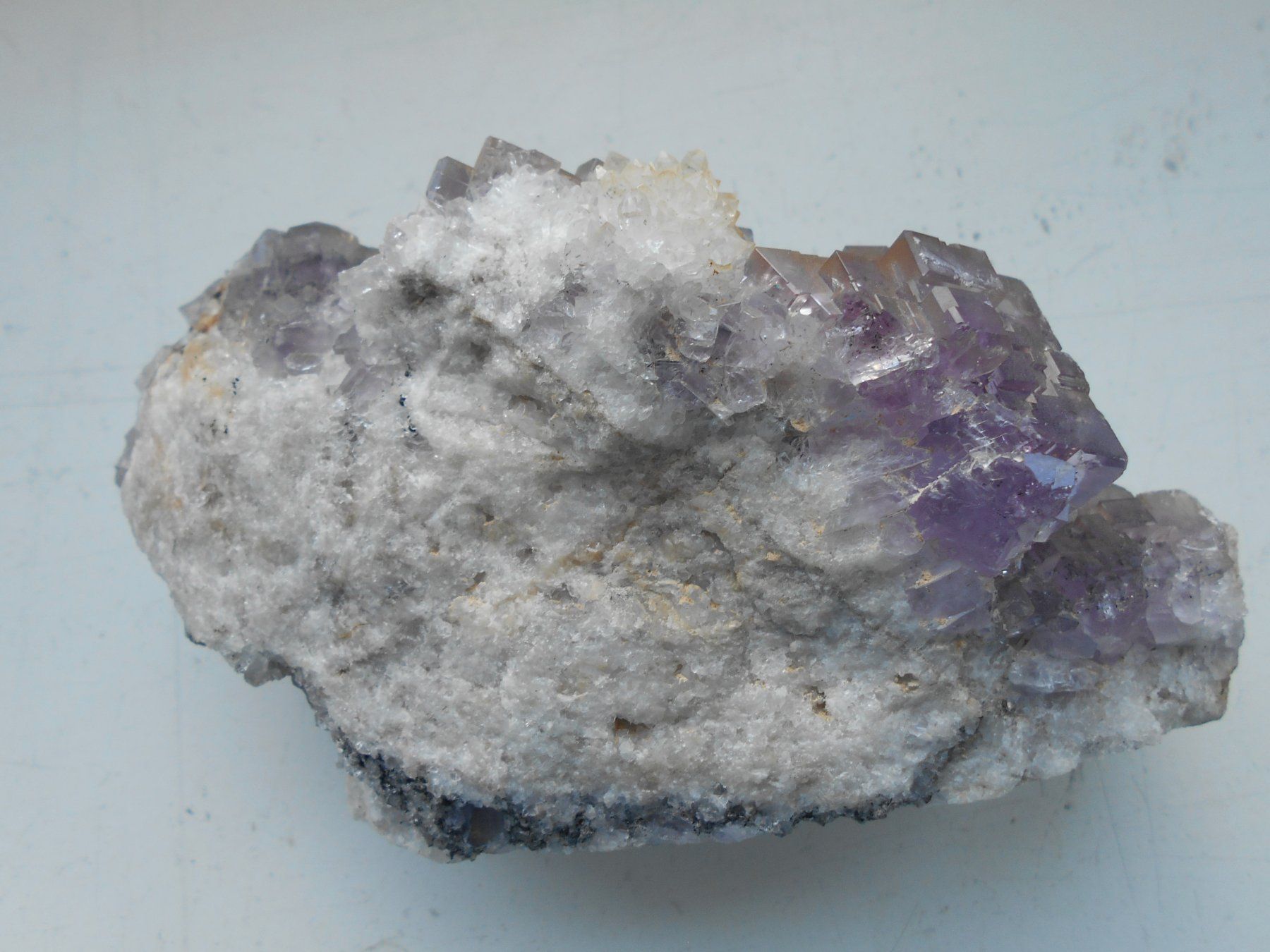 Minerali & Pietre curative: Fluorit Gastleton England ca. 630 gr. – Nuovo (secondo la descrizione) da Zürich venduto da swisscristal01 2