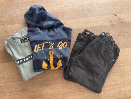Kleiderpaket 170/176 Hosen und Pullover