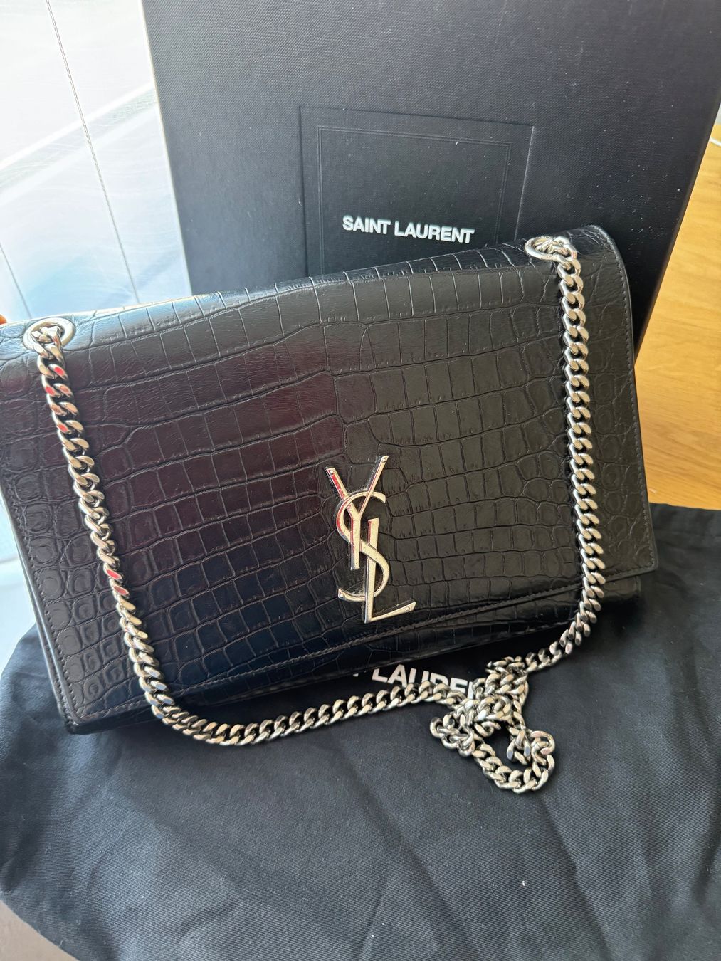 Sacs femmes: Yves Saint Laurent – D'occasion à Glattbrugg par Mini-mall
