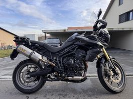 Triumph Tiger 800
