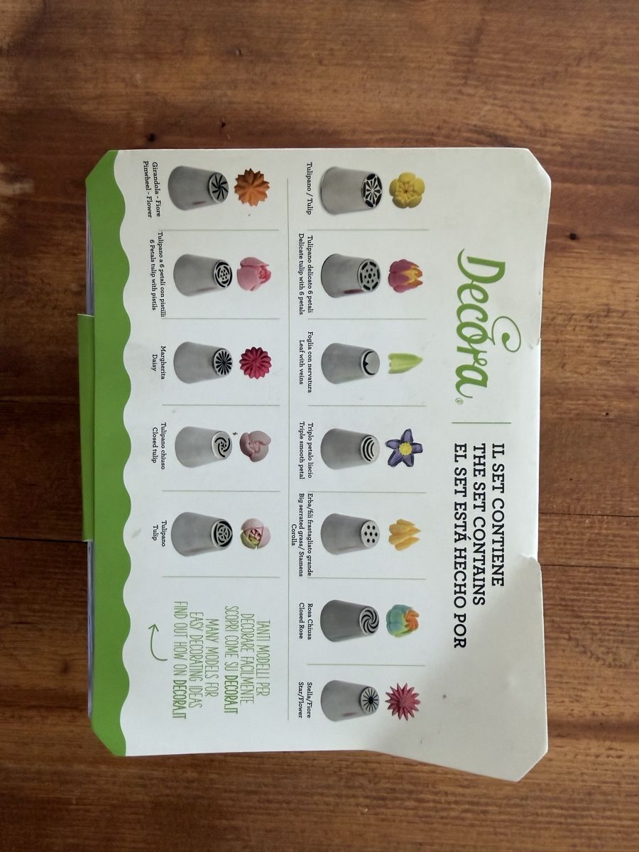 Moules à gâteaux: Decora Tüllen Set - 3d Blumen - 3 Sets – Neuf avec emballage d'origine à Bütschwil par jon_jz72 1