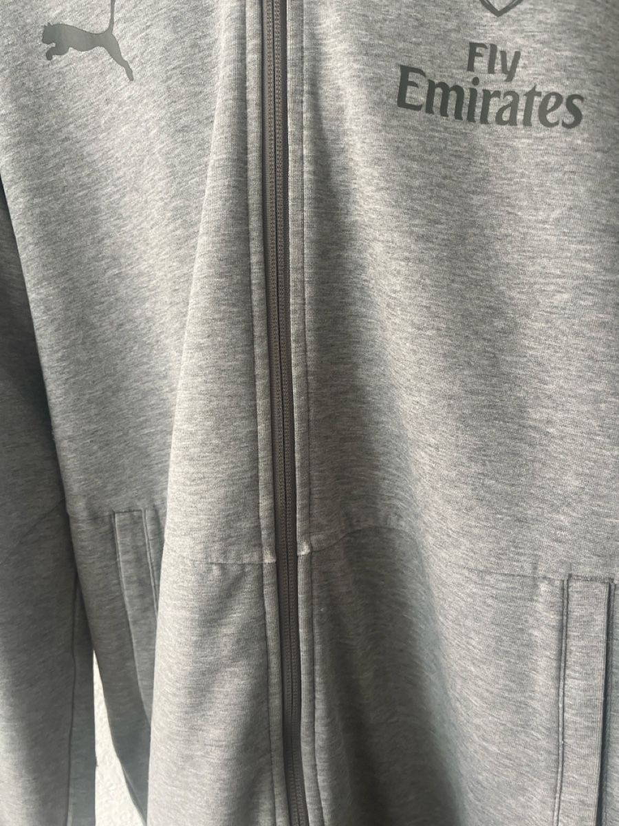Puma Giacche: Veste zippée Puma Arsenal M gris – Usato da Vétroz venduto da jer_xgh6 5
