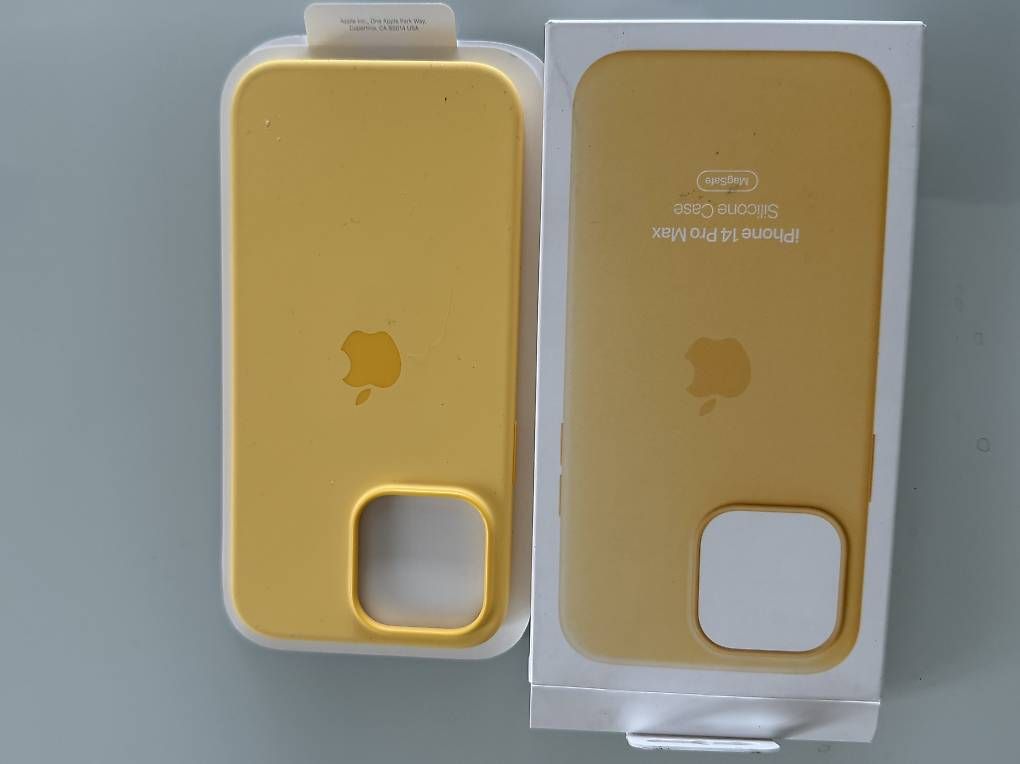 Telefoni cellulari / Smartphones: Accessori iPhone 14 Pro Max – Usato da Massagno venduto da mar_htl6 1