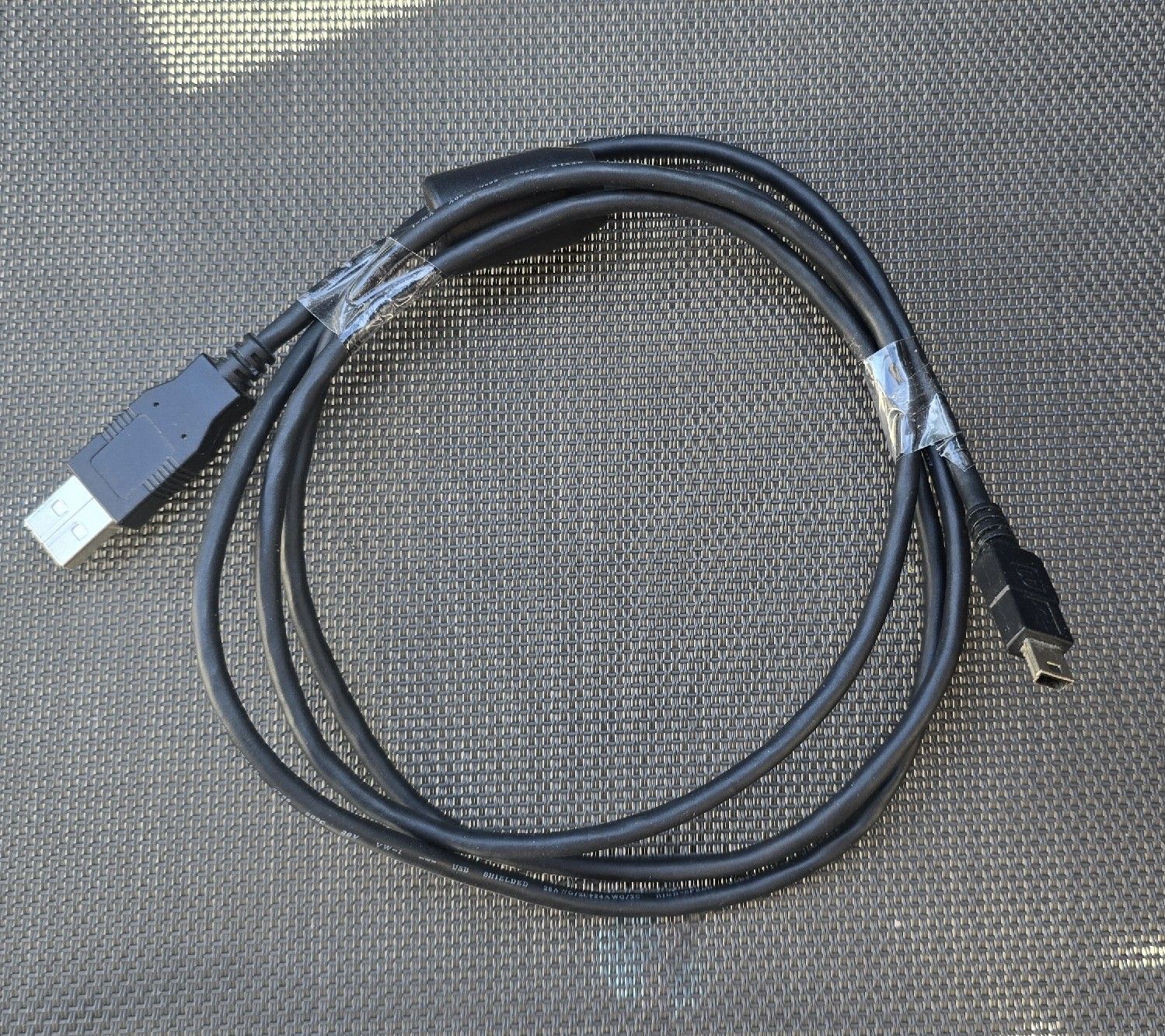 Cavi: Mini USB - USB A  |  1.4m – Usato da Grandval venduto da Golumbus