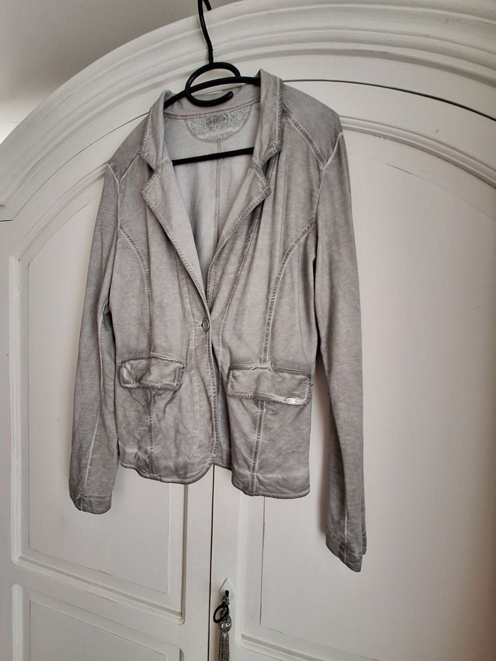 Nile Giacche: Nile Jacke grau Gr. M – Usato da Erlenbach ZH venduto da Sondeiwendiz