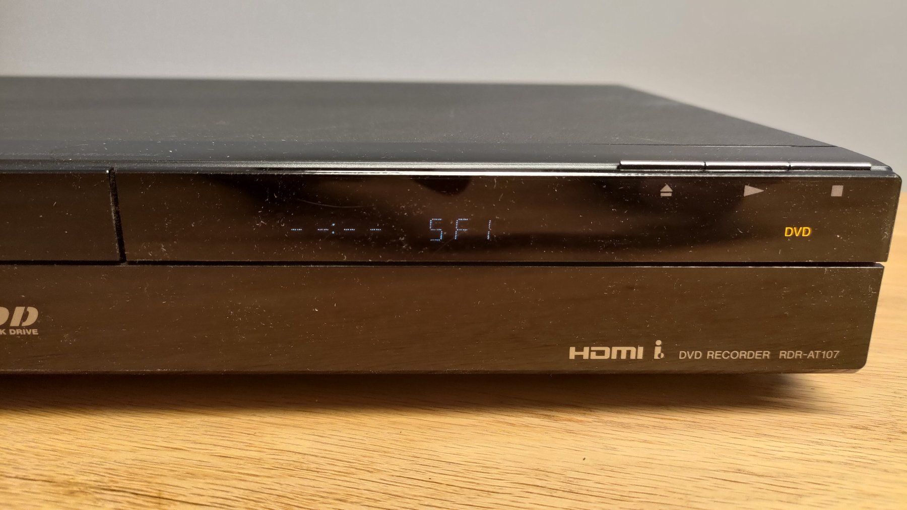 Sony Enregistreurs: DVD-Recorder/Player SONY RDR-AT107 – D'occasion à Basel par langga9 5