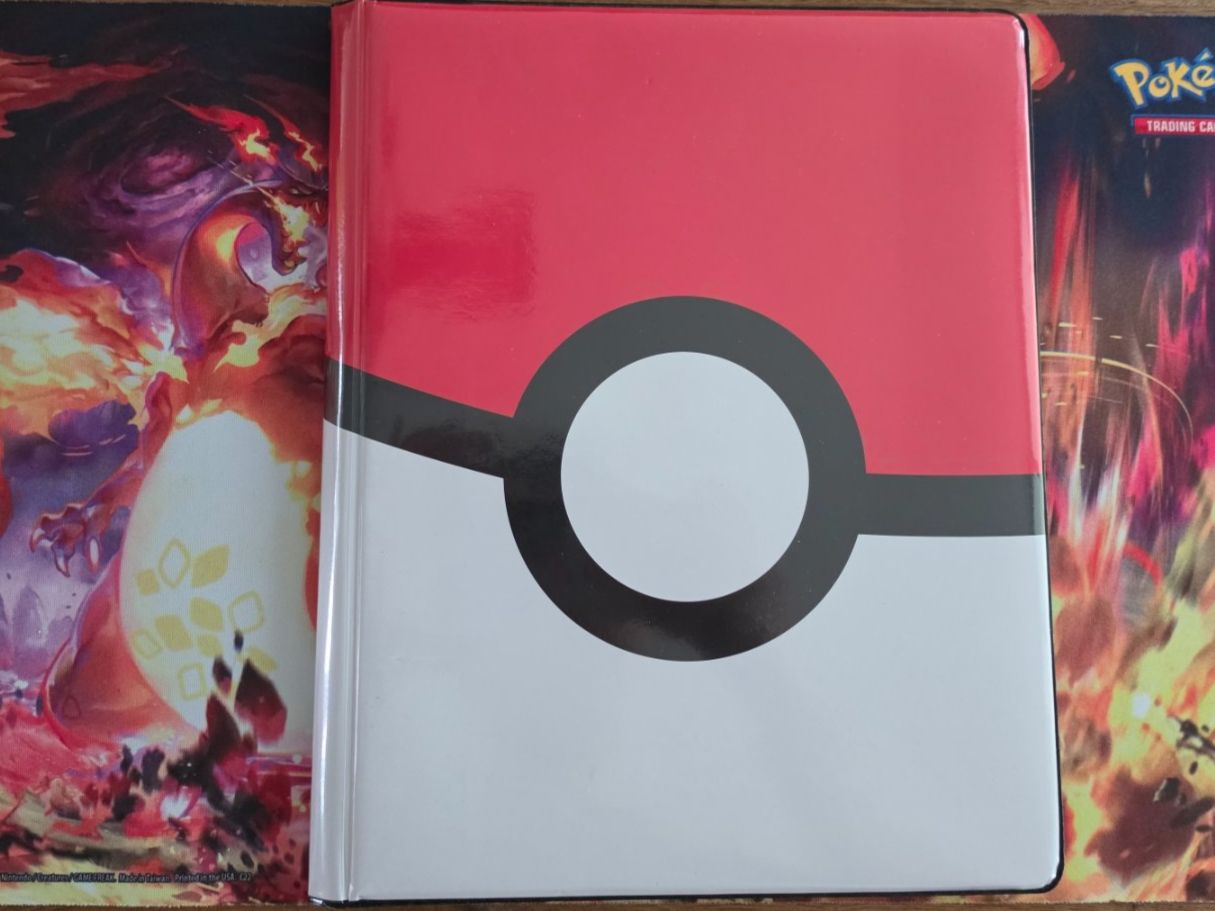 Pokémon Carte collezionabili: Sammelkarten Binder - Pokémon – Usato da Belp venduto da Lacorte