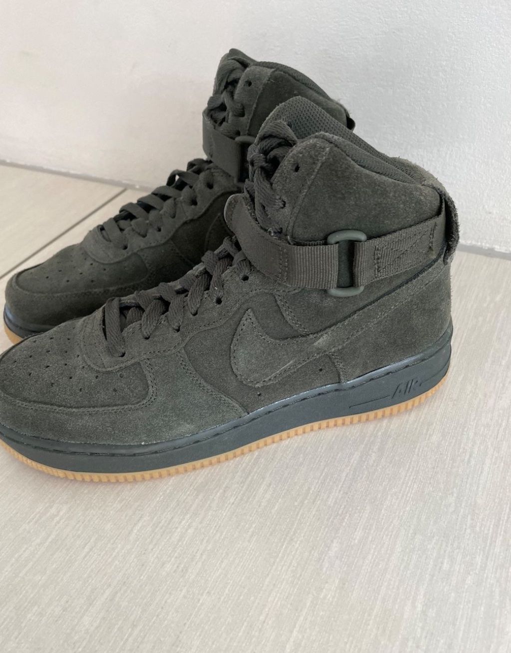 Nike Herrenschuhe: Nike Air Force1 High Daim 40 – Gebraucht aus Geneve von Monthoux13 4