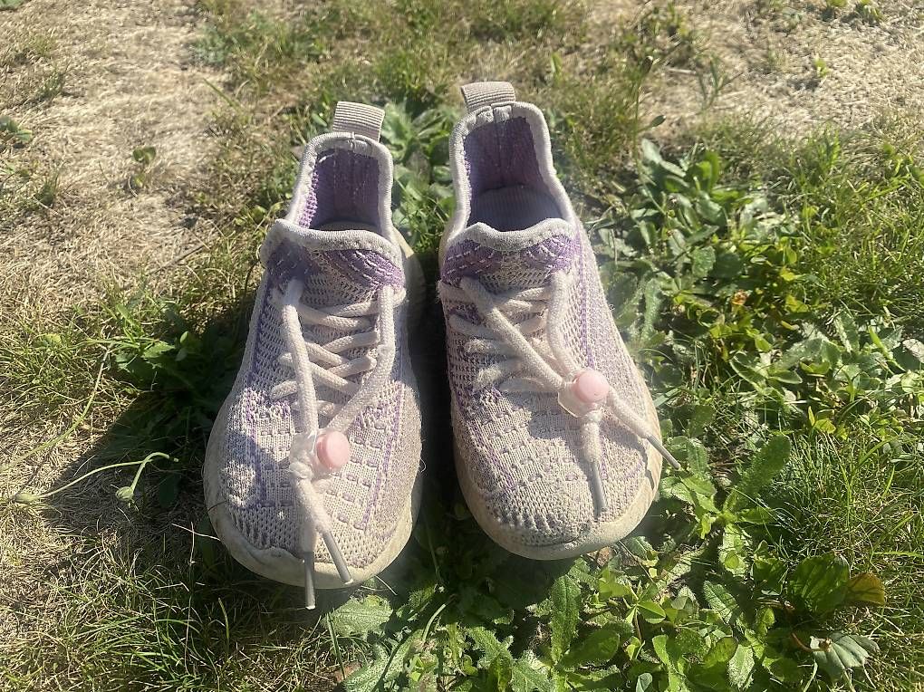 Chaussures garçon: Sneakers Gr. 27 – D'occasion à Amlikon-Bissegg par jazzy-w
