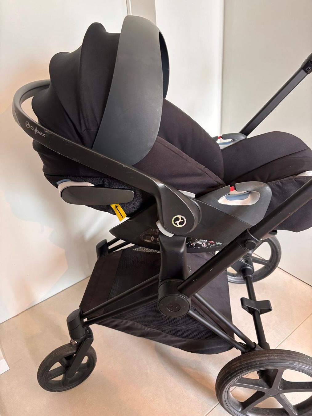 Cybex Kinderwagen: Poussette Cybex Priam – Gebraucht aus La Chaux-de-Fonds von luc_88zy 3