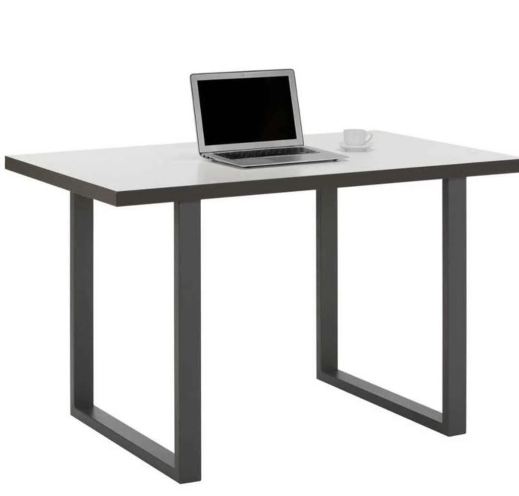 Scrivanie: Bürotisch mit 2 x Rollmöbel – Usato da Wallisellen venduto da Dere02 1