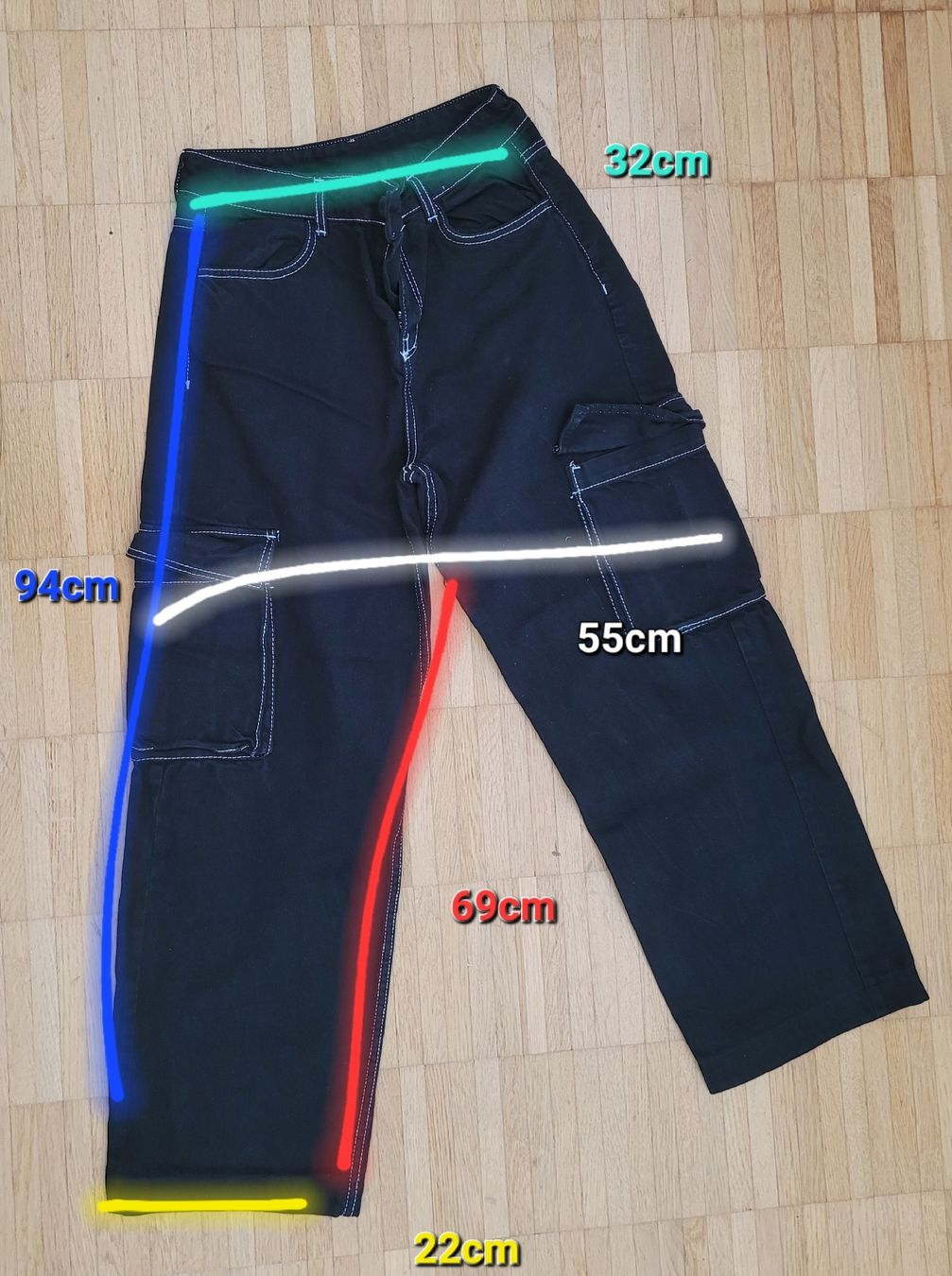 Pantaloni: 19. Pantalon cargo ample noir - Taille 34 – Usato da Villars-sur-Glâne venduto da m66_dch5 1