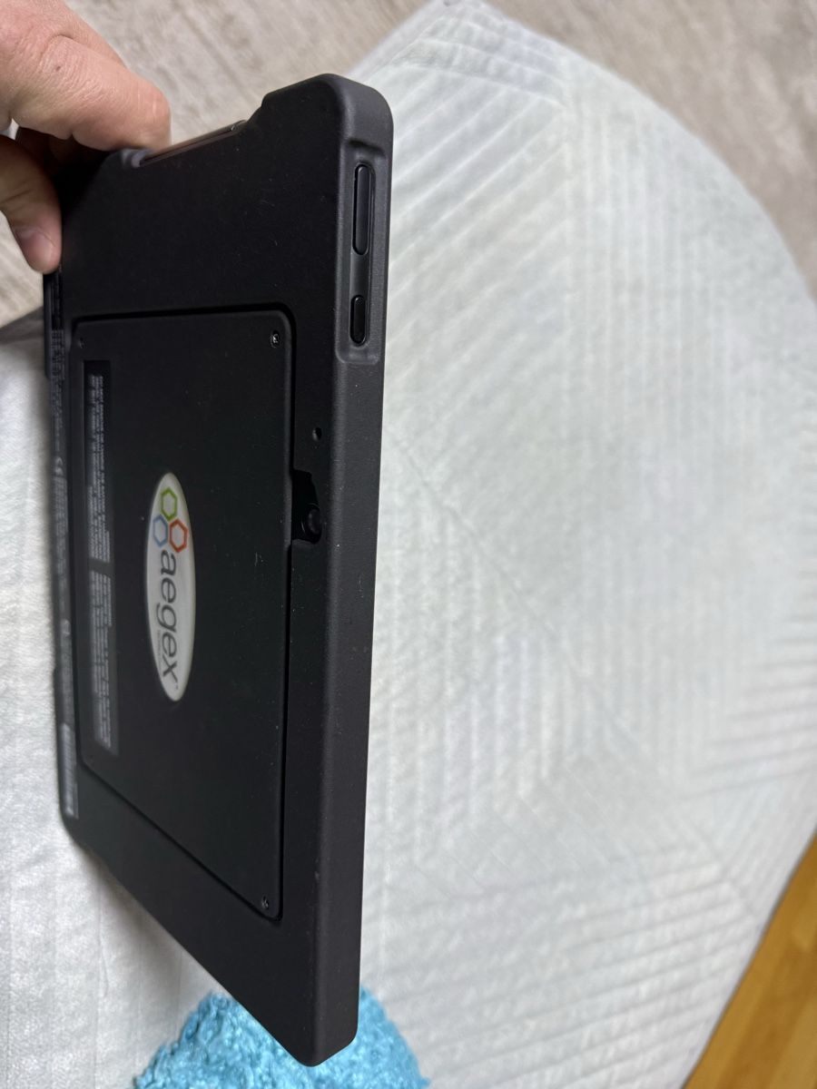 Tablet PC: Aegex 10 Tablet – Difettoso da Oensingen venduto da aziri123 7