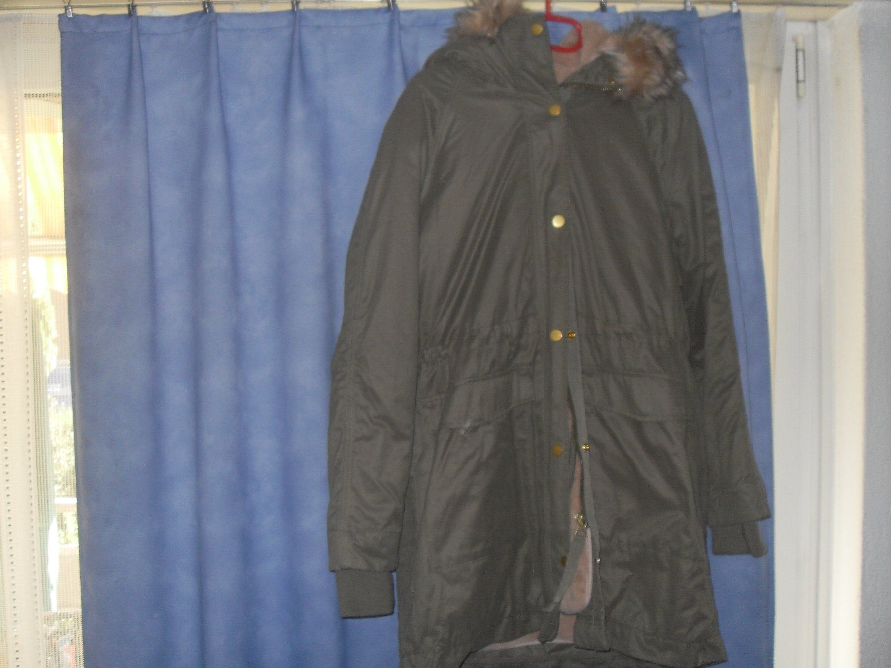 H&M Giacche: Damen Winterjacke Gr.46 Oliv – Usato da Buttikon SZ venduto da tschipo1 1