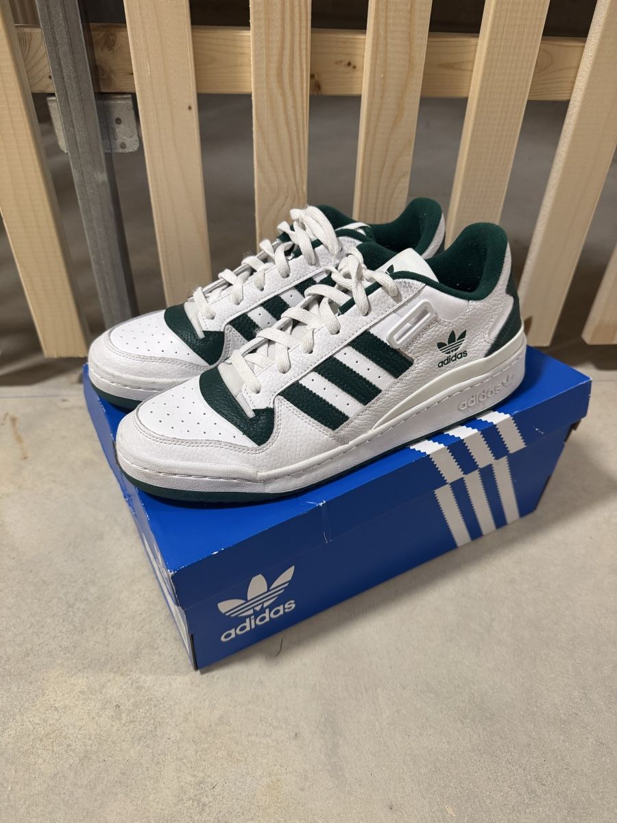 Adidas Herrenschuhe: Adidas Forum Low – Gebraucht aus Corgémont von bra_6txx