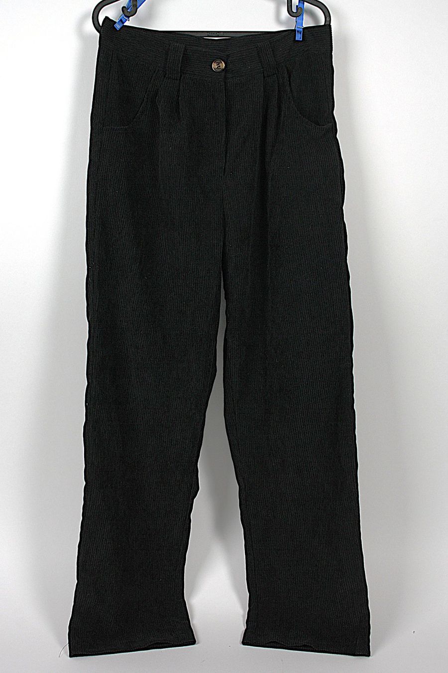 Pantalons: SCHWARZE CORDHOSE – D'occasion à Zollikofen par Restwert_Zollikofen 1