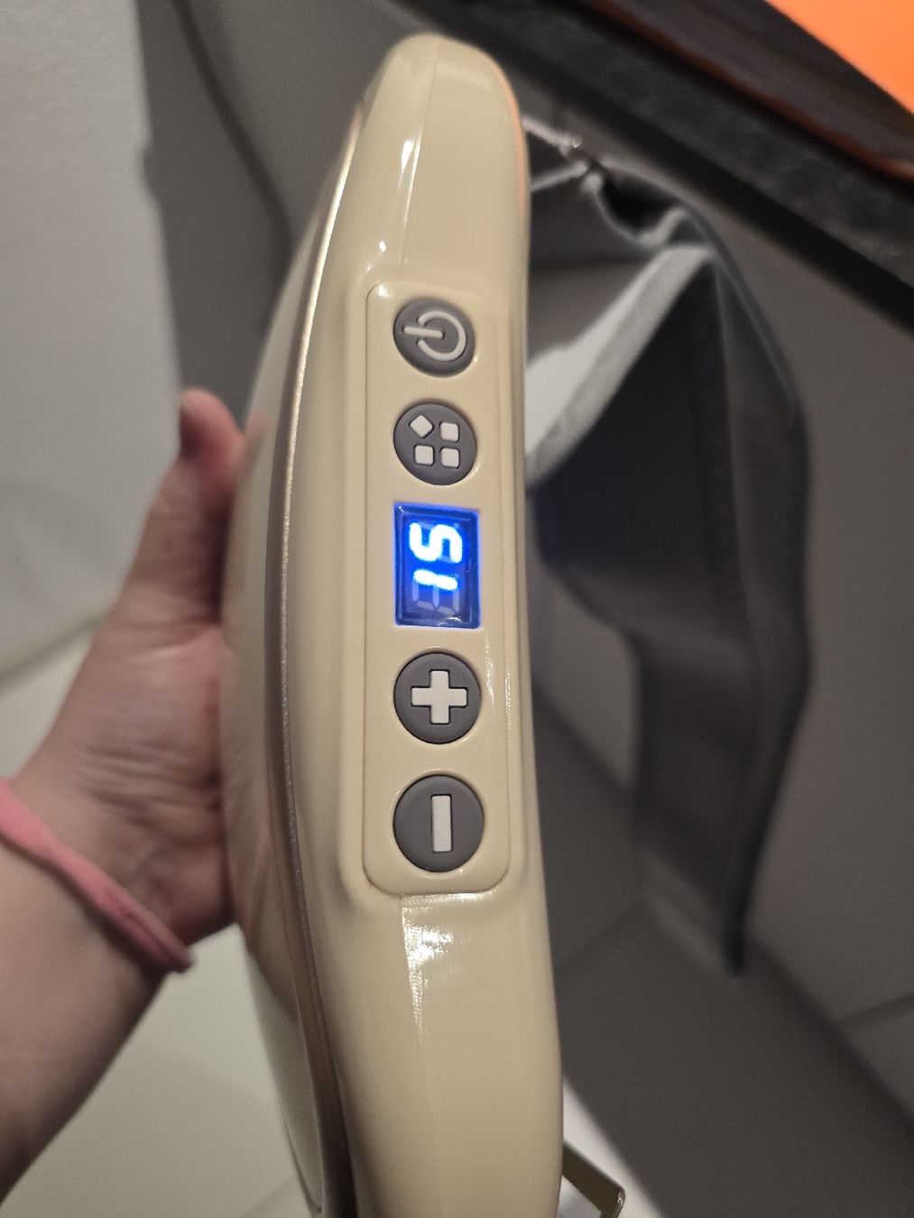 Dispositivi per massaggi: Massagegerät mit Gurt neuwertig – Nuovo (secondo la descrizione) da Derendingen venduto da Mil_l98S 2