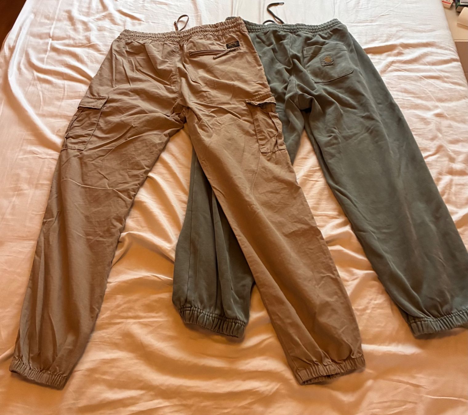 Carhartt Pantaloni: 2 pantalons Carhartt WIP – Usato da Bouveret venduto da Flurry1987 1