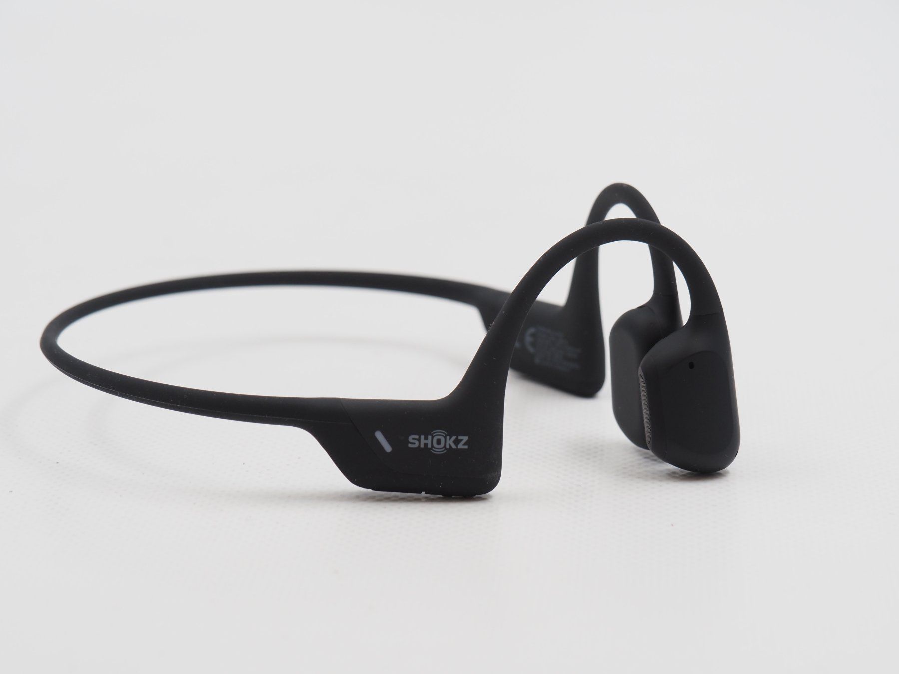 Shokz Kopfhörer: SHOKZ OpenRun Pro Open-Ear Bluetooth Kopfhörer (26102403) – Gebraucht aus Zürich von fundsachenverkauf 1