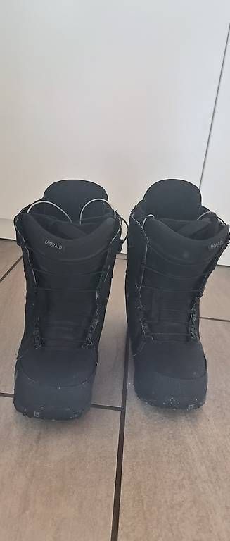 Scarpe da uomo: Snowboard Schuhe Marke Burton Grösse 39 – Usato da Heiligenschwendi venduto da Lotusse-hair 4