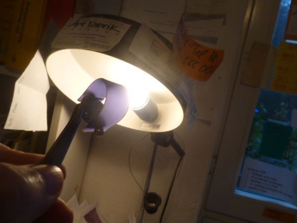 Anelli: Ring mit flame-art Glasperle blau – Usato da Hinwil venduto da Glasperlen 3