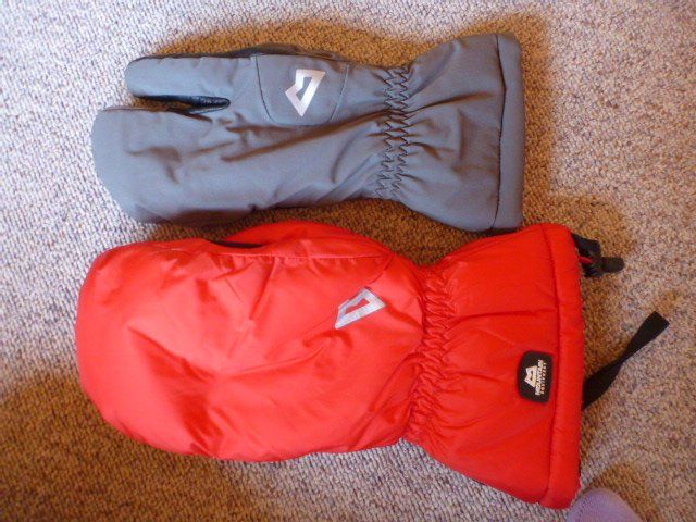 Guanti & manicotti: Expeditionshandschuhe Mountain Equipment – Nuovo (secondo la descrizione) da Sils im Domleschg venduto da Foeniculum 1