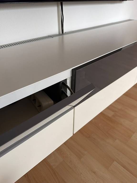 Meubles TV: IKEA komplettes TV Möbelset – D'occasion à Altstätten SG par fri_2q5z 1