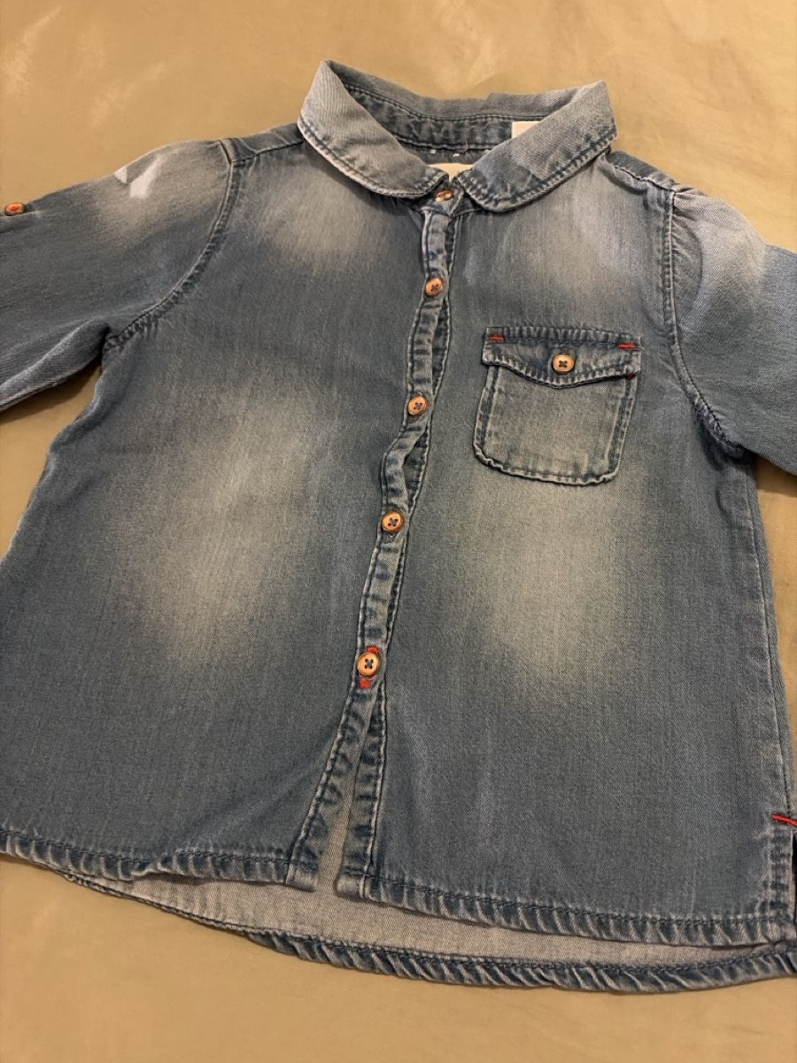 Zara Chemises, Tops & T-shirts: Jeanshemd Zara – D'occasion à Cham par Johnny5 1
