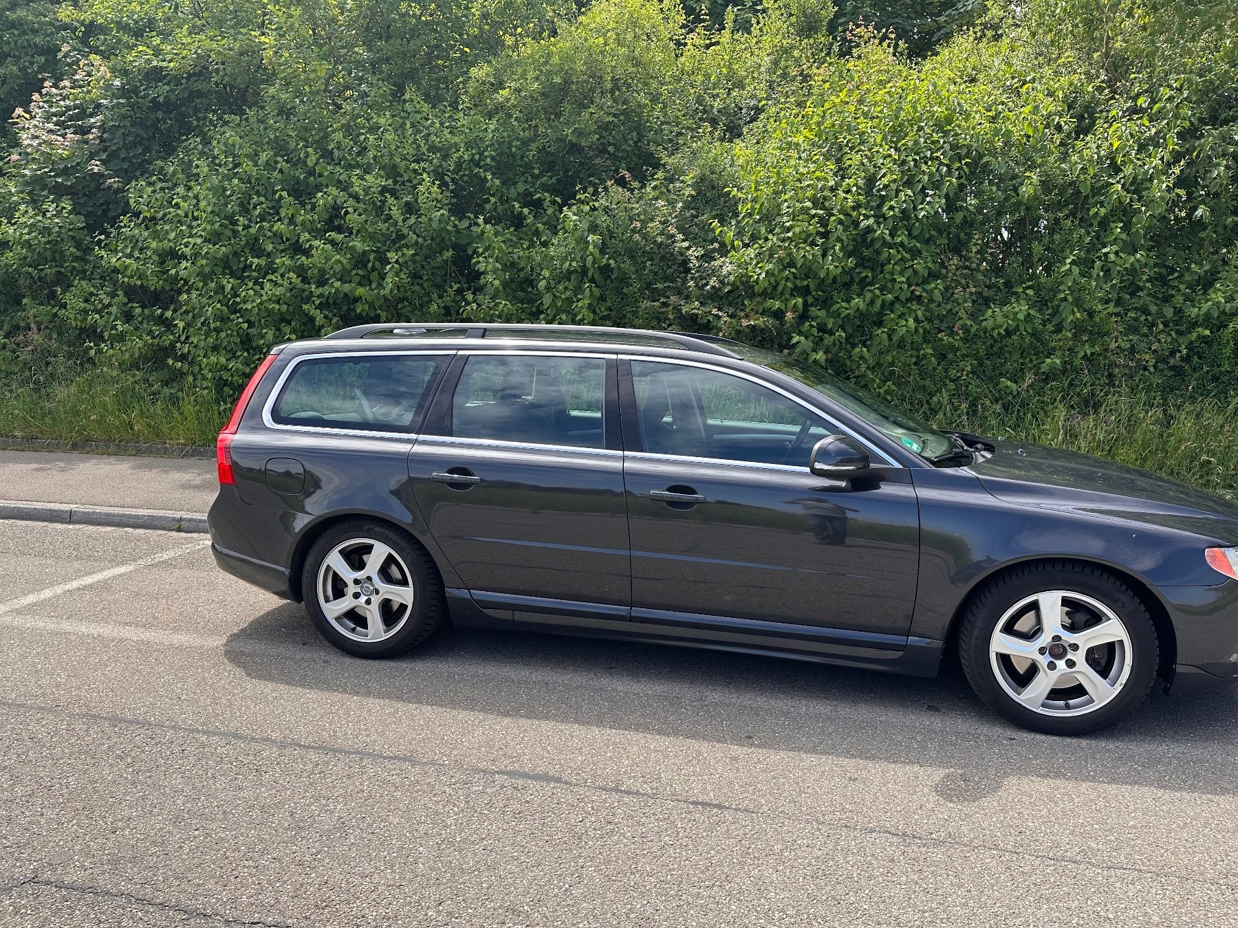 Volvo Automobili: Volvo V70 D4 AWD – Usato da Basel venduto da Deltaone1 1