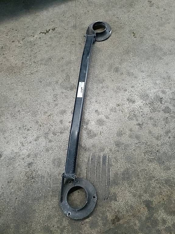 Tutti pezzi di ricambio auto: barra duomi vw golf 2 alu – Usato da Bironico venduto da aut_v8ks 1