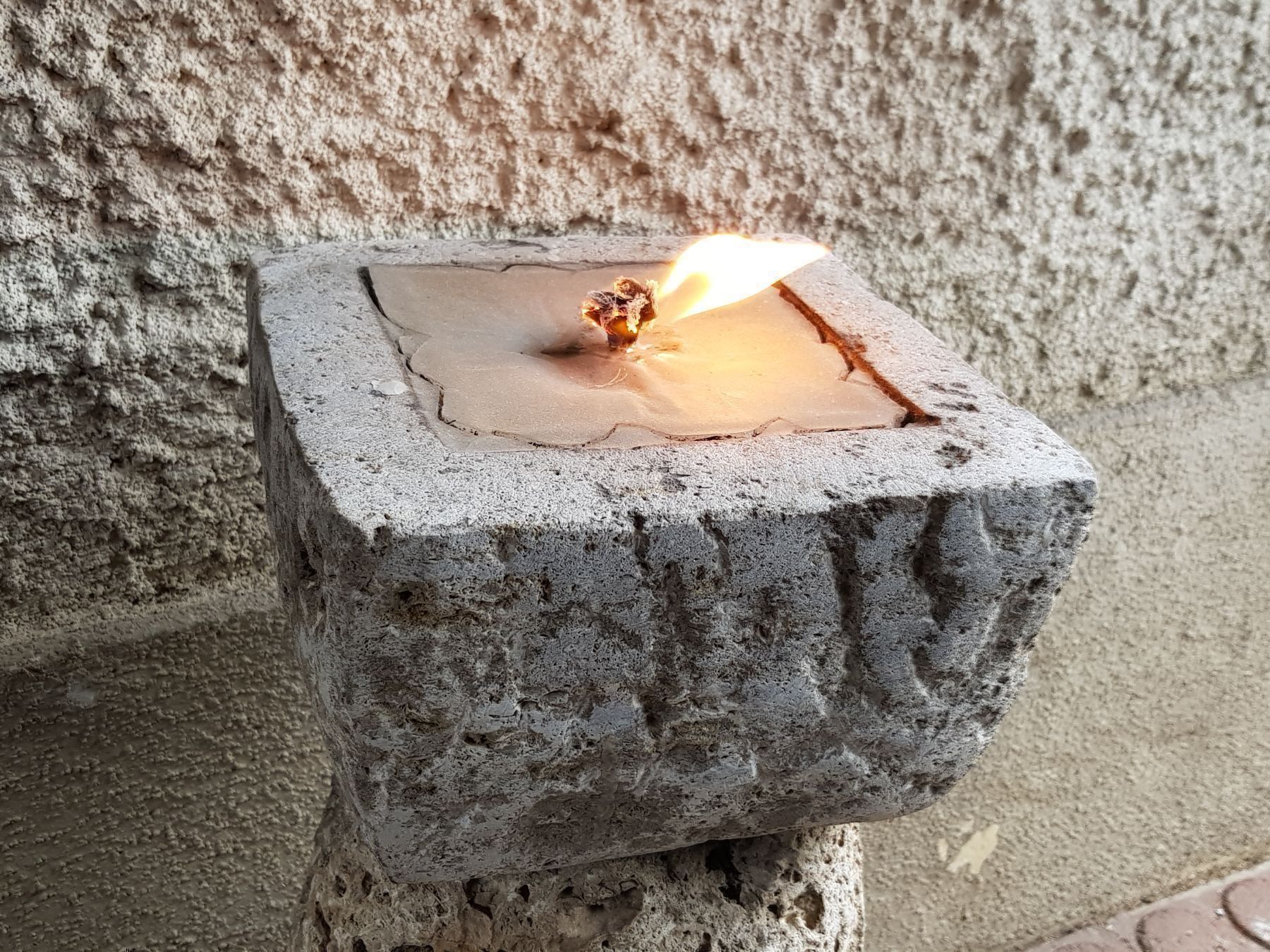 Candele: Steinkerzen pro Stück – Nuovo (secondo la descrizione) da Ehrendingen venduto da Amigo5 5