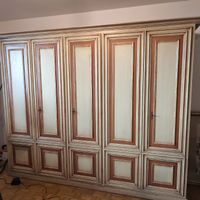 Kleider Schrank