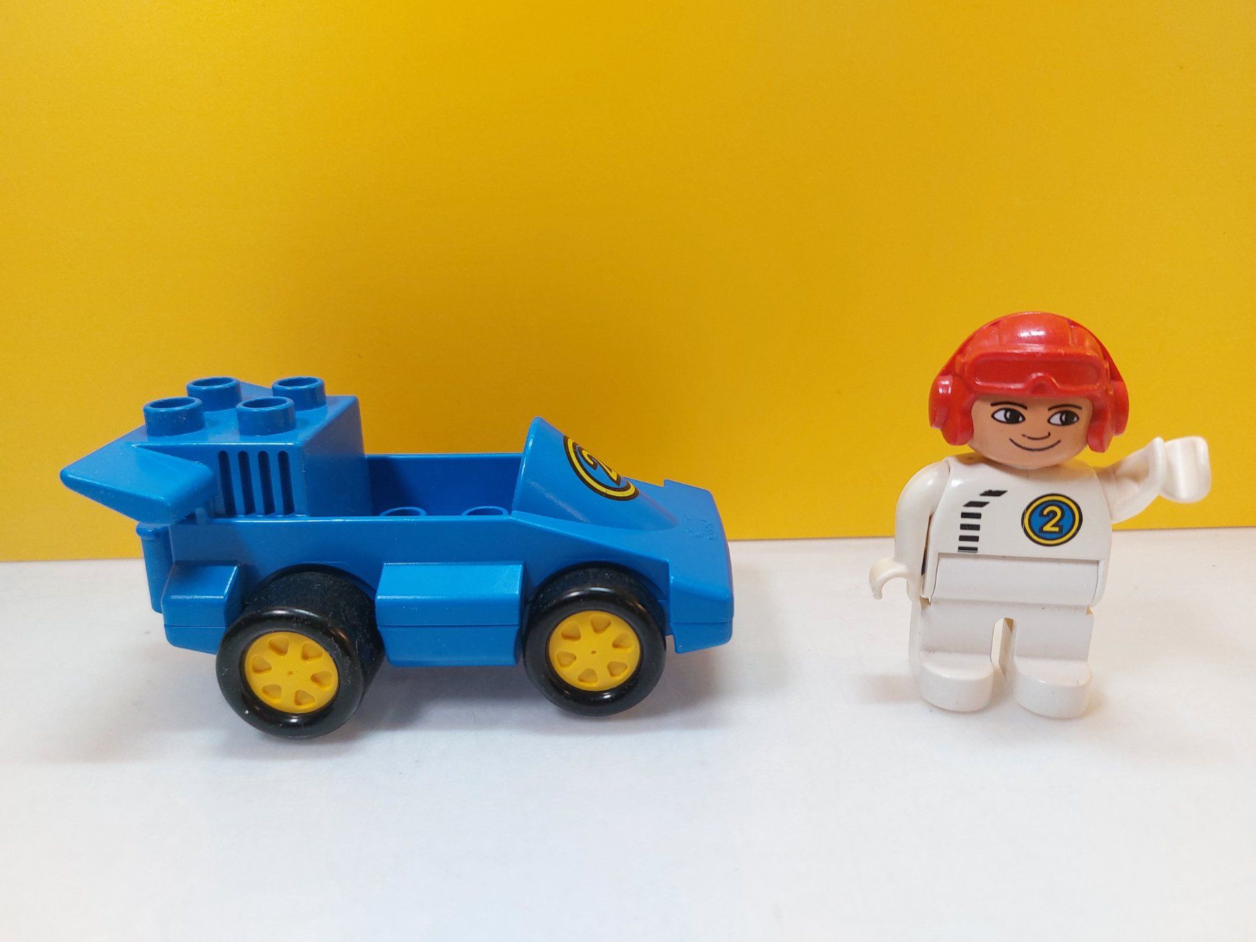 Lego Kit di costruzioni: LEGO Duplo 2609 Rennwagen – Usato da St.Gallen venduto da TinasBauundSpiel 1