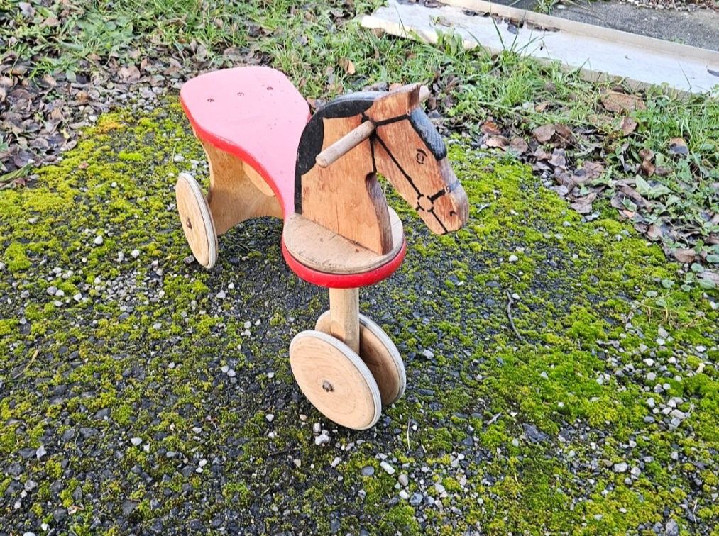 Veicoli per bambini: Rössli hü Antik – Usato da Thun venduto da Engel114 1