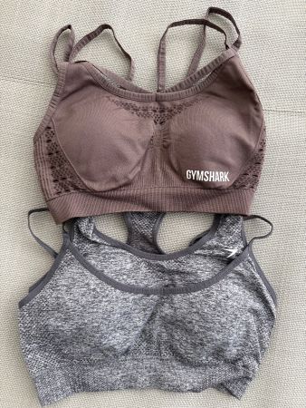2 neue Gymshark Sport-BHs in Grösse S