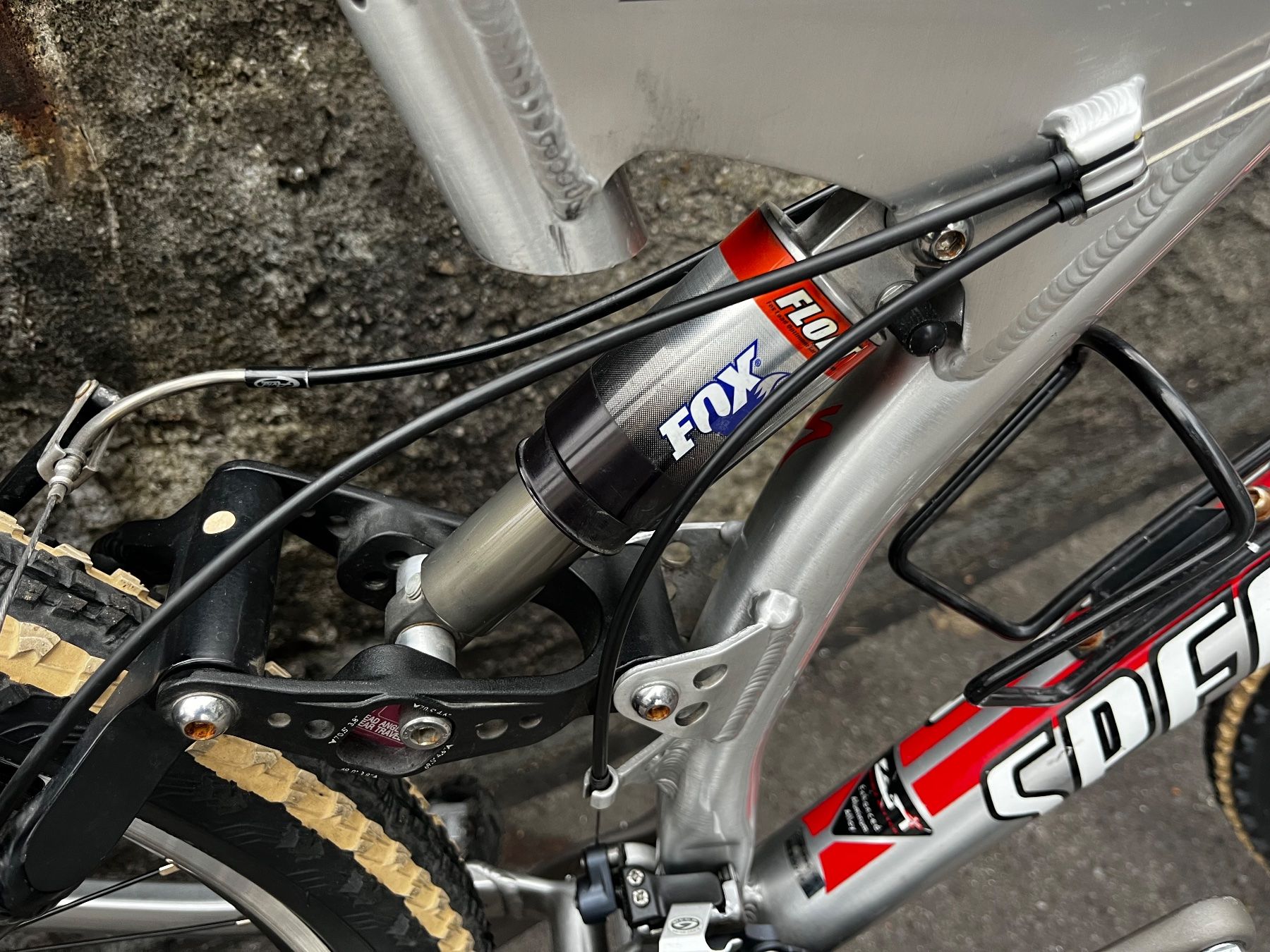 Specialized Biciclette: Specialized Enduro – Usato da Mühlethurnen venduto da Kolly225 6