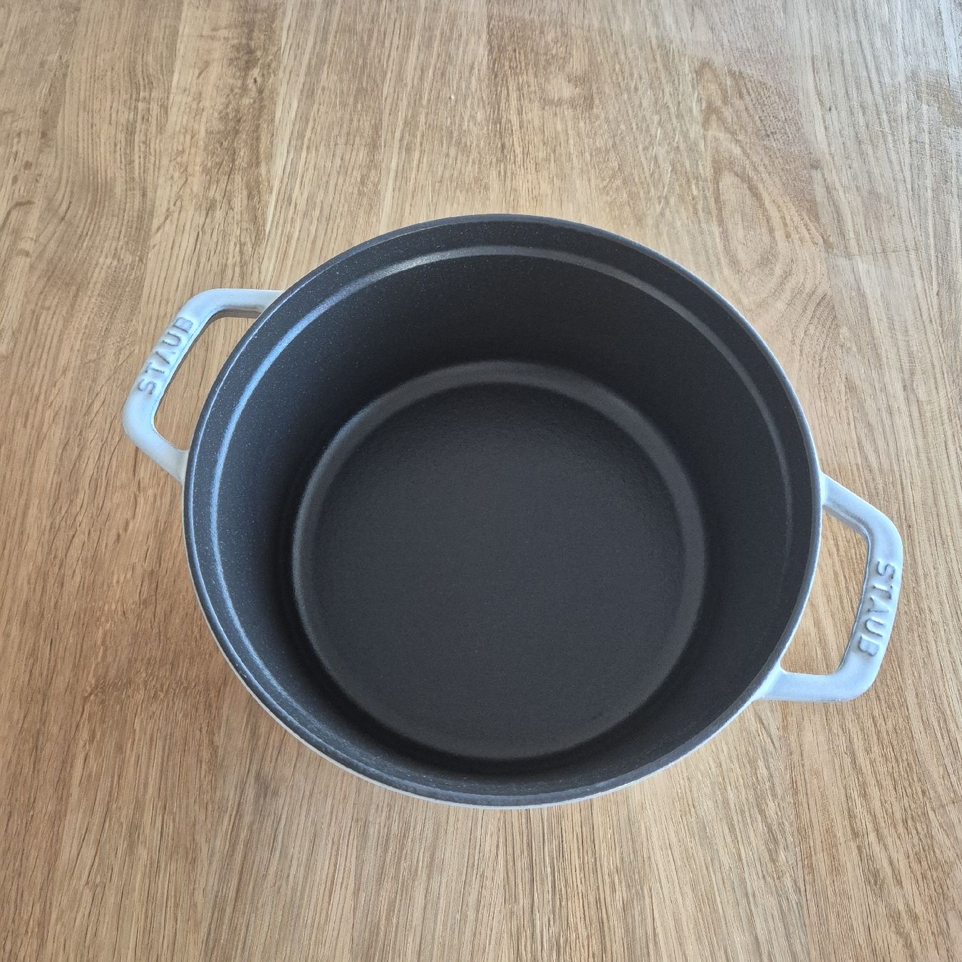 Töpfe: Staub La Cocotte 24cm – Gebraucht aus Stäfa von F.Guldimann 1