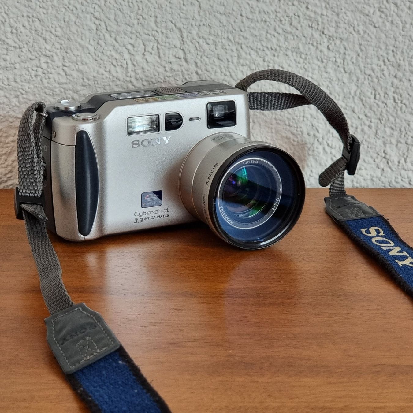 Sony Kamera: Sony DSC-S70  -  nostalgische Digitalkamera - bester Zustand – Gebraucht aus Obergerlafingen von dede-SO