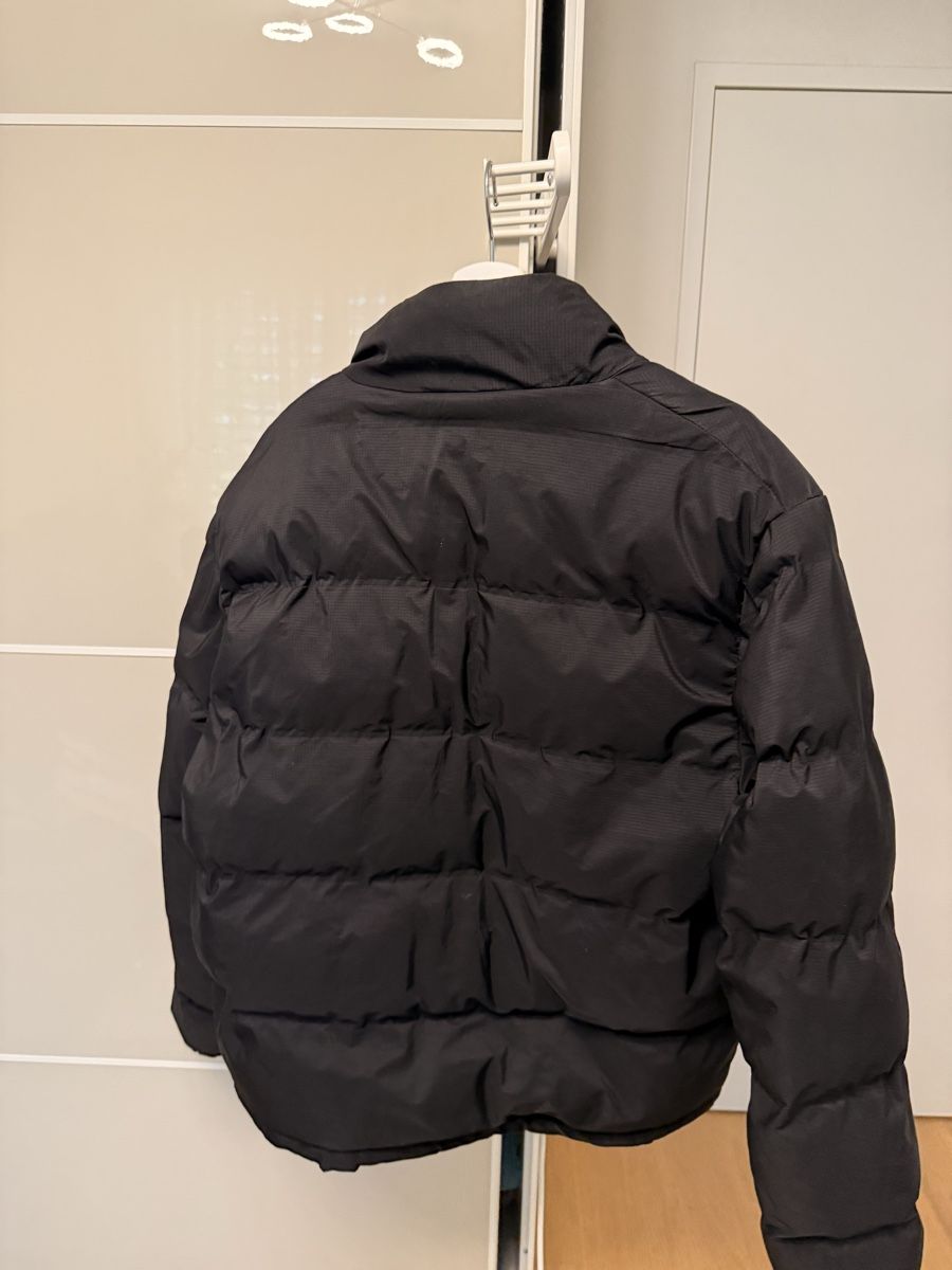 Weekday Giacche: Weekday Winterjacke – Usato da Näfels venduto da sellmemoric 3