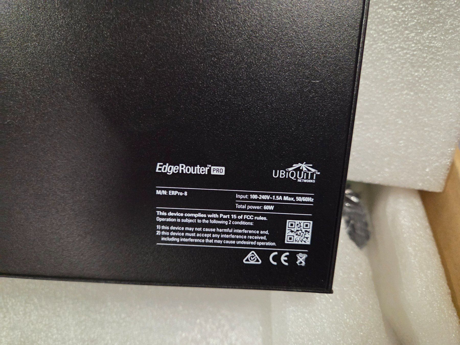 Ubiquiti Modems & Routeurs: Ubiquiti EdgeRouter Pro ERPro-8 – Neuf (Voir description) à Zürich par Alibaba1234 2