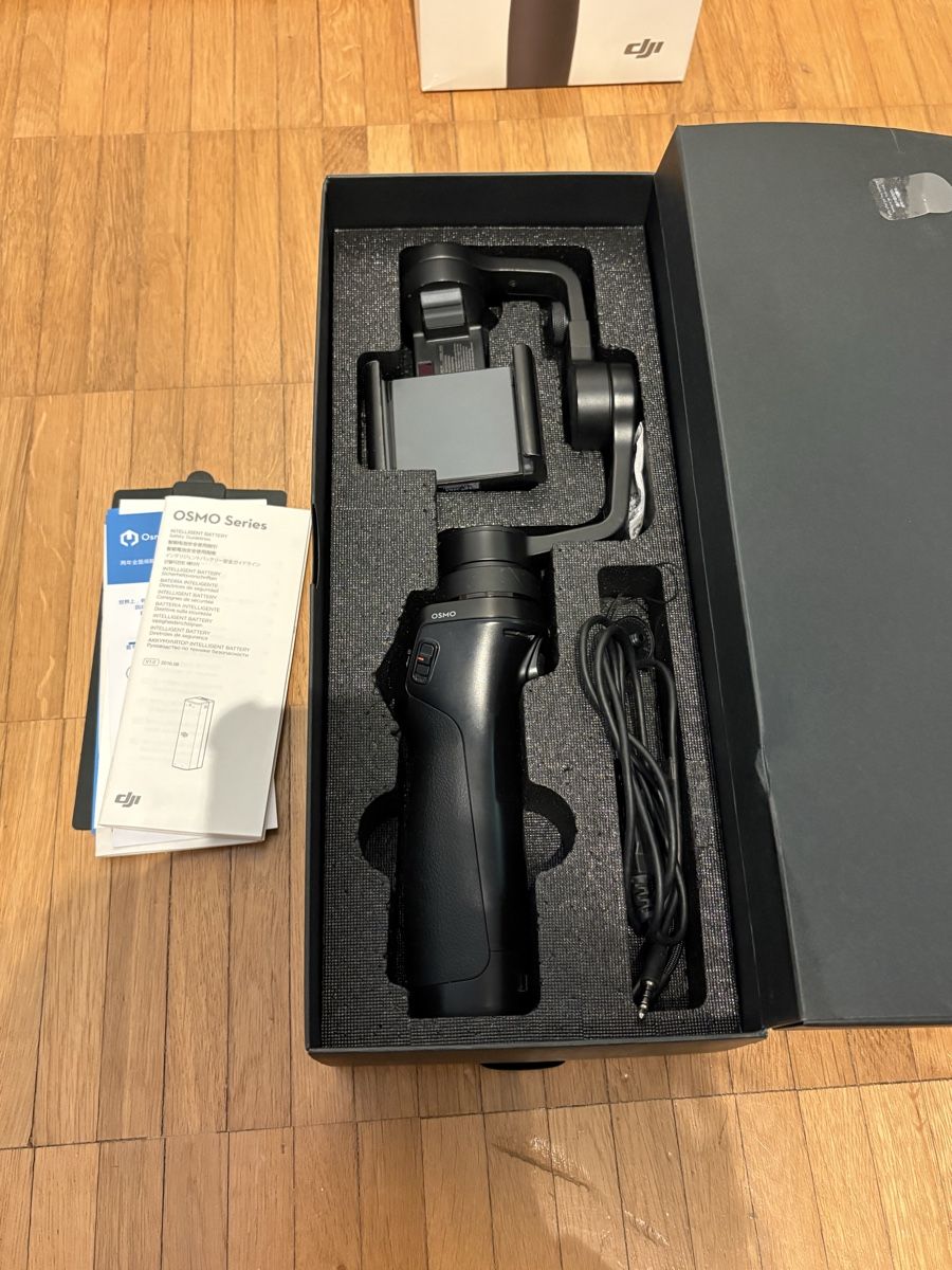 DJI Treppiedi & Teste: DJI Osmo Mobile ab 1.- – Usato da Allschwil venduto da leo_lft5 2