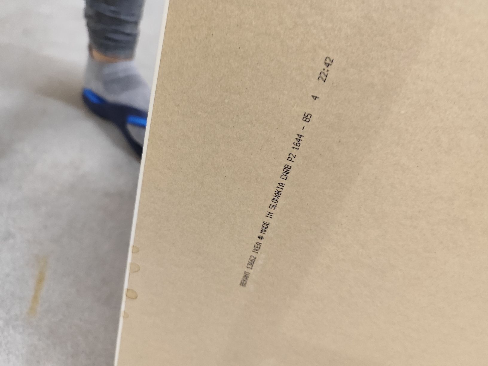 Scrivanie: Ikea Tisch Bekant 140x60cm – Usato da Illnau venduto da iwo_jyy5 2