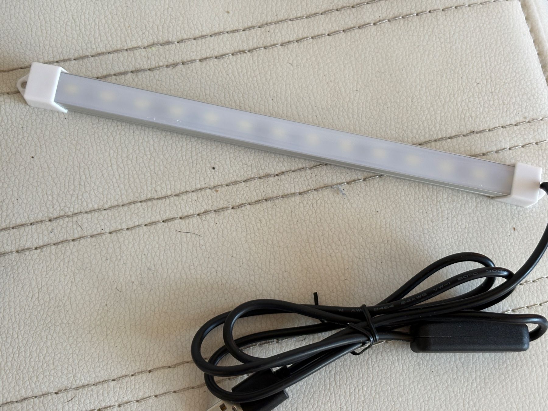 Lampade: LED Lichtleiste Set USB Anschluss (2 Stk.) – Nuovo (secondo la descrizione) da Dietikon venduto da The-Star-Shop 2