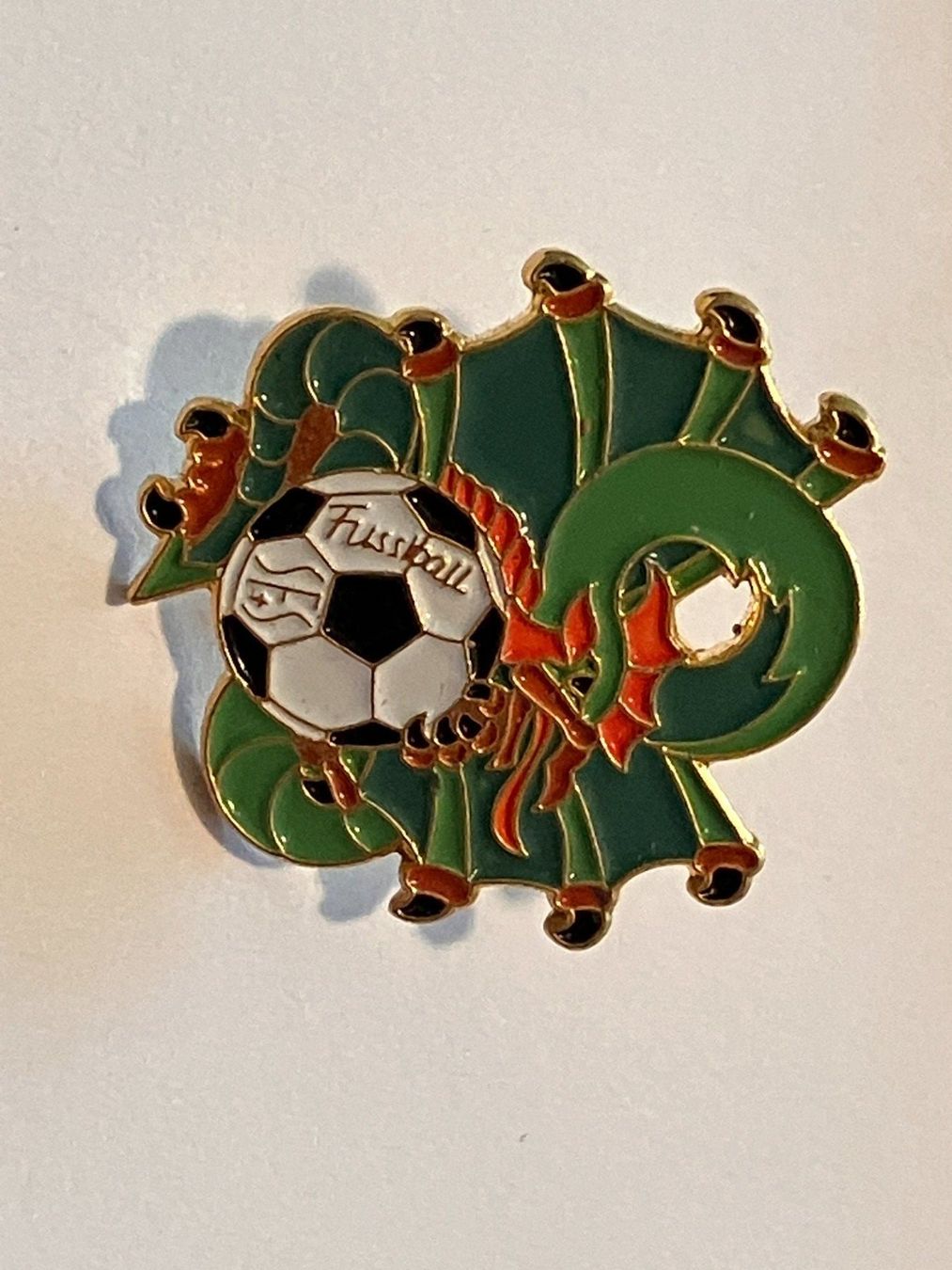 Placchette & Badge: 1 Pin SFS Fussball – Usato da Basel venduto da djwwpp