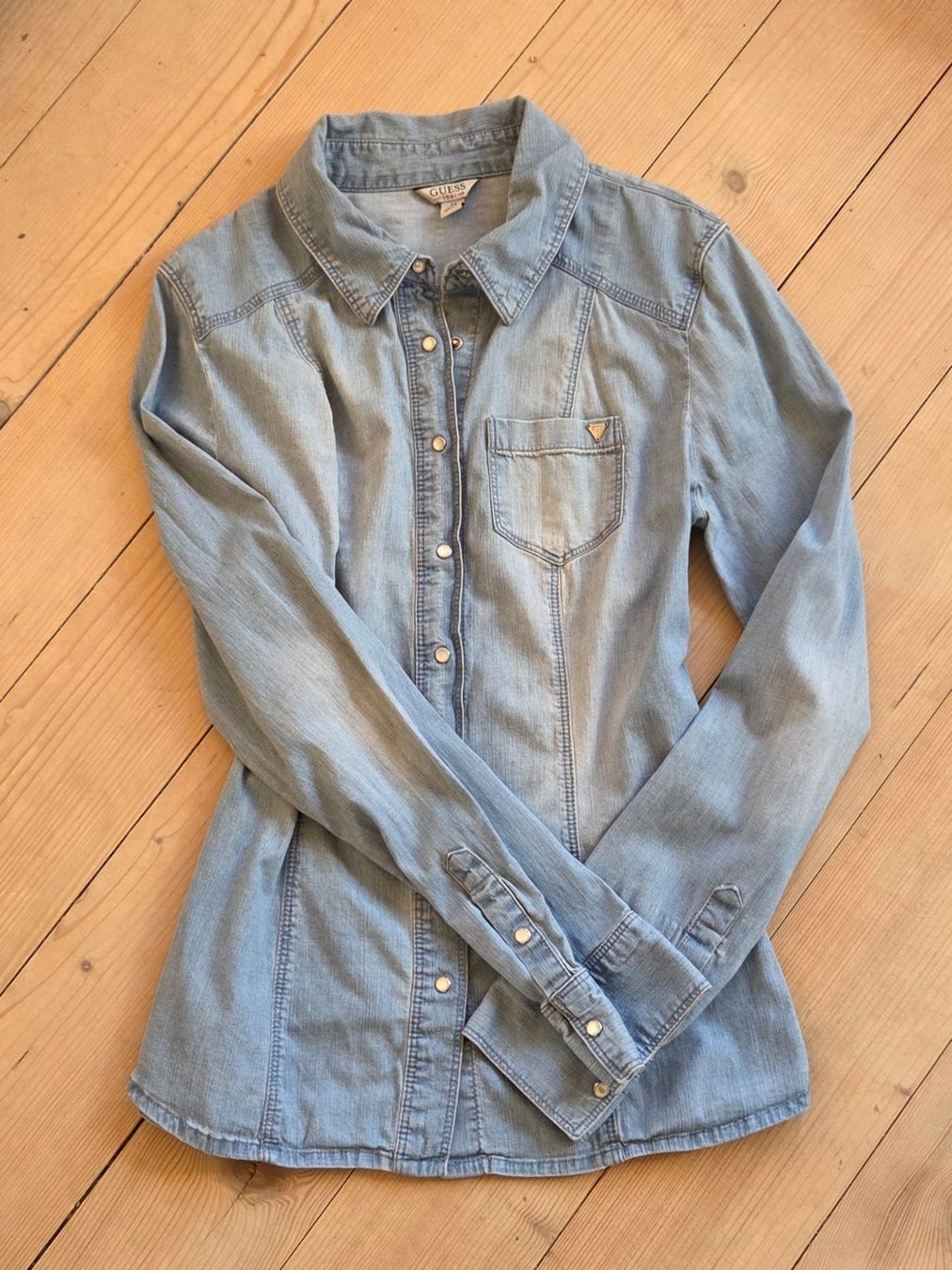 Guess Camicette: Bluse Jeans, Stretch/tailliert,Guess, NEU,Gr.S – Nuovo (secondo la descrizione) da Siblingen venduto da Vany_McDougall 2