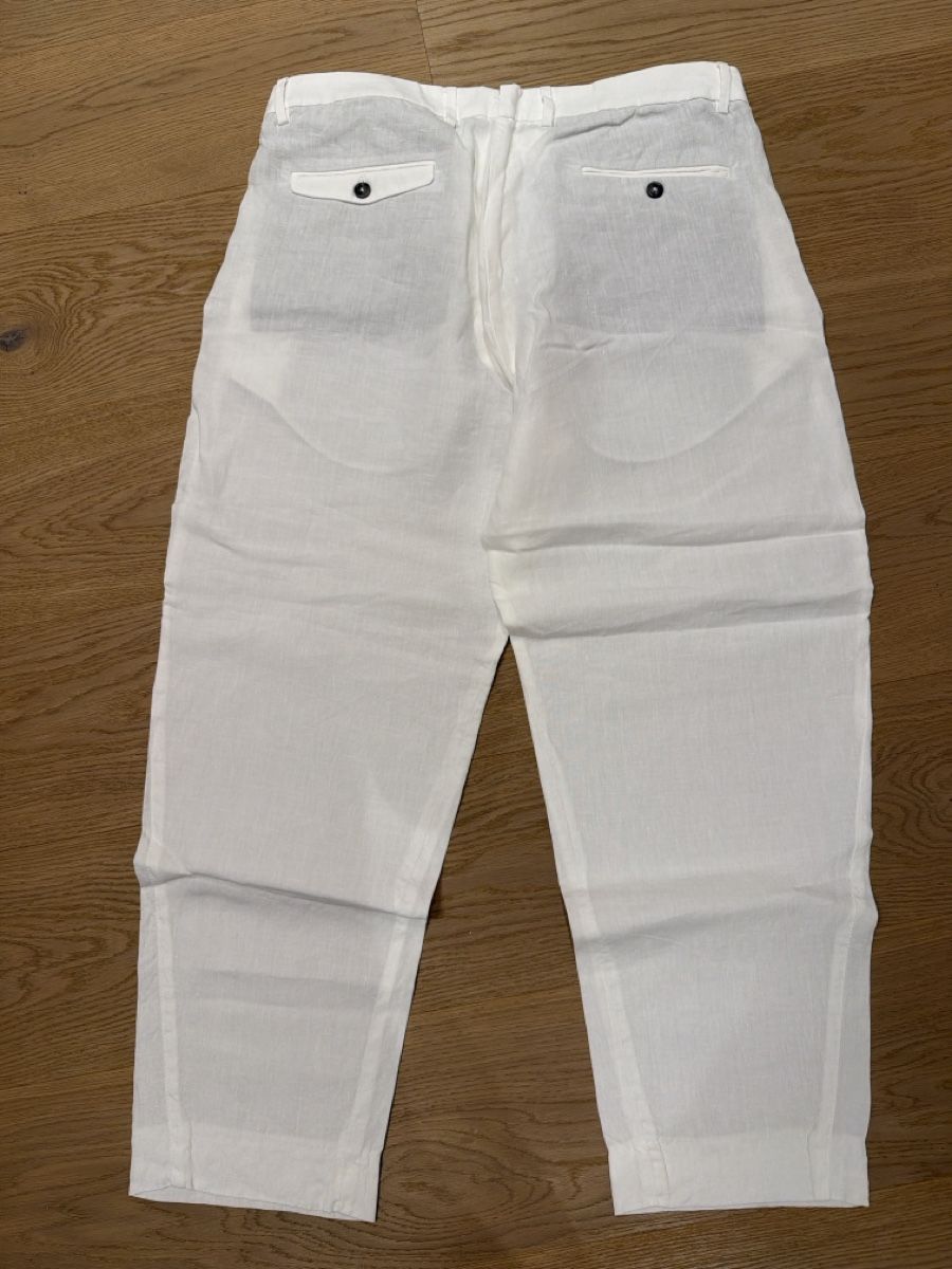 Massimo Dutti Pantaloni: Massimo Dutti Leinenhose Weiss Gr. 44  – Usato da Ennetbaden venduto da Katiusia 2