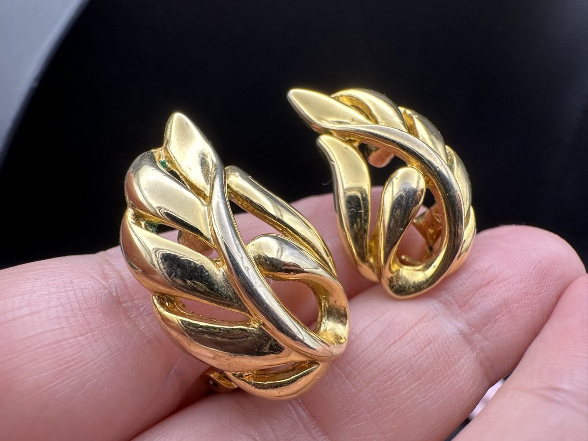 Ohrringe & -stecker: Vintage Goldfarbene Clip-Ohrringe – Gebraucht aus Lamone von LaCantinaMagica 3