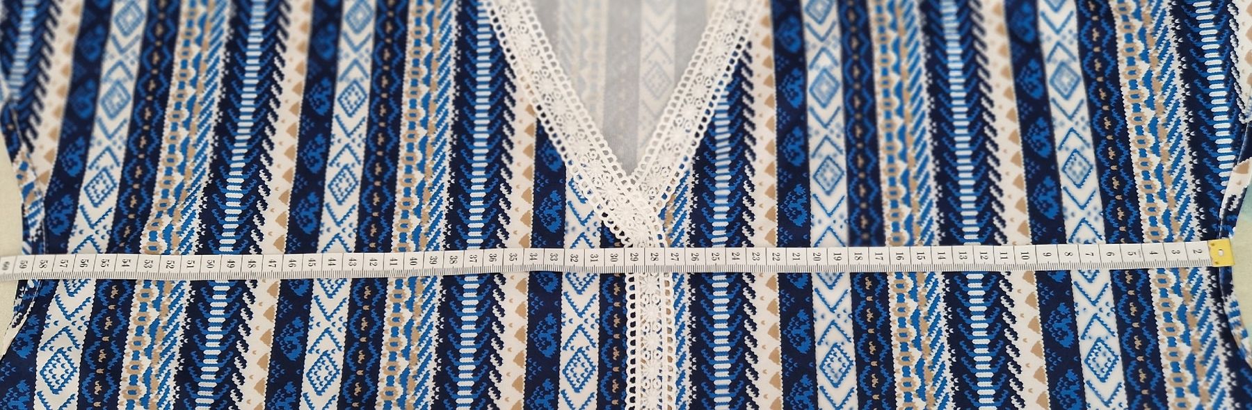 Top: Blouse Neuve – Nuovo (secondo la descrizione) da Couvet venduto da Pioune 4